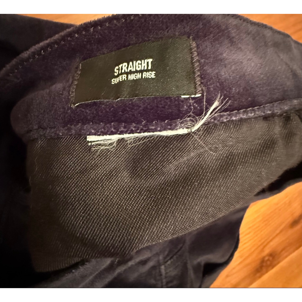 Women's EXPRESS Black Super High Rise Straight Leg Crop Velvet Pants Size 8 - Picture 5 of 8